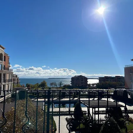 Sea View Premier Sveti Vlas Апартаменти *